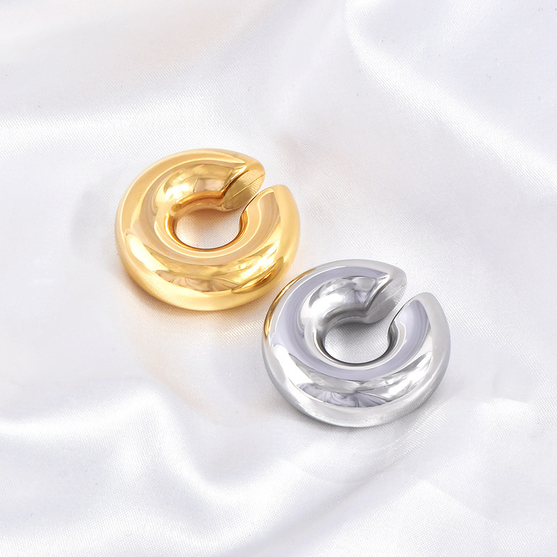 Solid Color Pattern 1 Piece Simple Style Solid Color Plating Stainless Steel Gold Plated Ear Cuffs