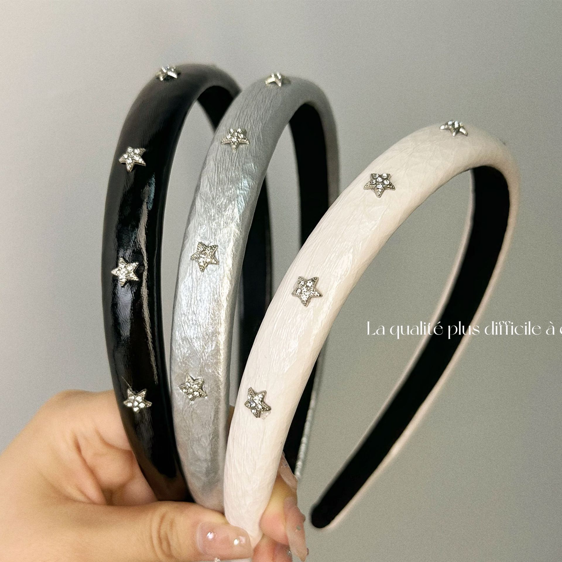 Bandeau de personnalité en forme de niche en cuir, bandeau polyvalent à bord étroit, haut en forme de tête de mort, accessoires pour cheveux, tempérament cool et doux_voghion.com