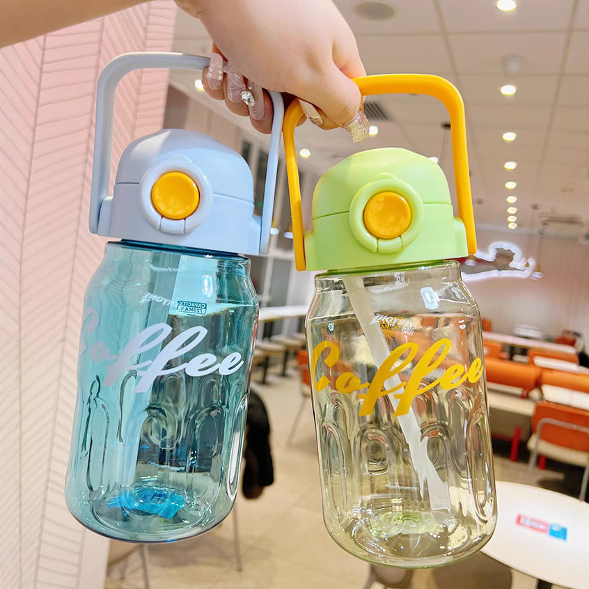 Yitong nueva taza de agua portátil taza de paja de alumno taza de plástico al aire libre hervidor de agua al por mayor