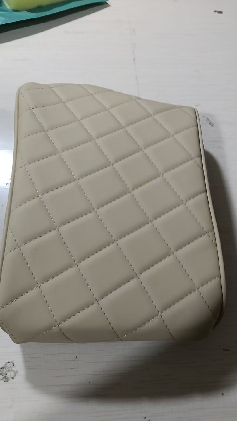 Suitable for 19-21 Parisi Armrest Box Booster Pad Armrest Box Pad Car Supplies Car Interior Modification