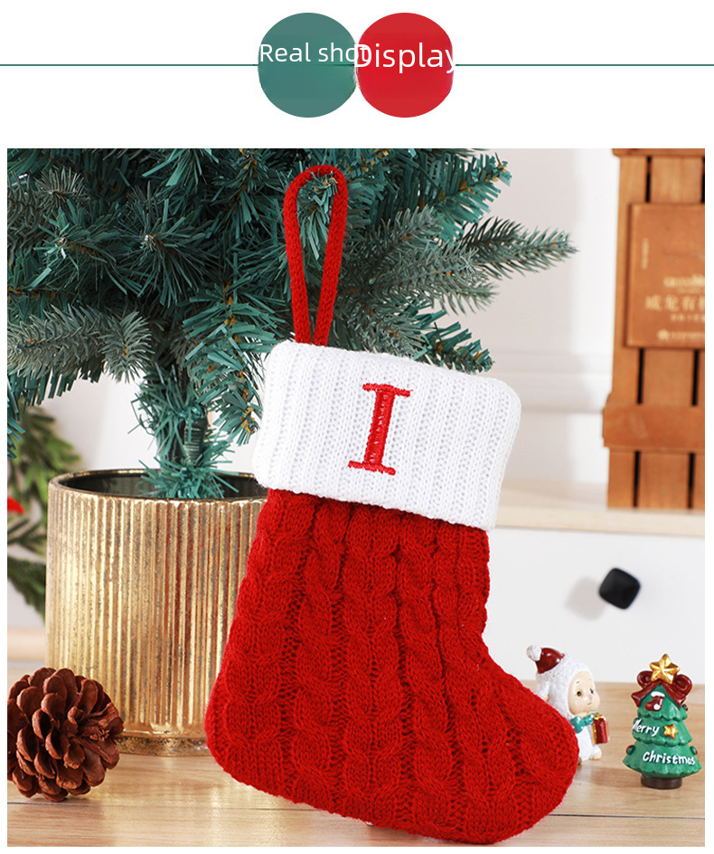 Niedliche Brief Weihnachtssocken Dekoration kreativer Weihnachtsbaumanhänger Weihnachtswind Wolle gestrickte Socken Dekoration Requisiten_voghion.com