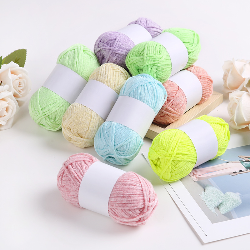 亚马逊热销款DIY勾编发光线夜光手编纱手勾手编发光丝球纱