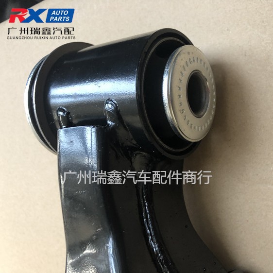 48068-0k080 adecuado para Toyota HELAX REVO tracción en las cuatro ruedas inferior suspensión 15 hilux tracción en las cuatro ruedas suspensión