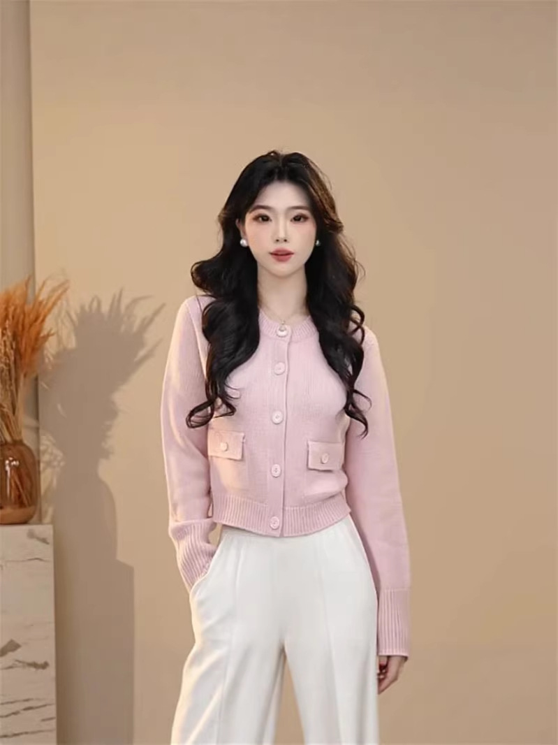 Áo len cổ tròn ngắn tay dệt kim len cừu phong cách đơn giản — Xanh lá cây nhạtcolor