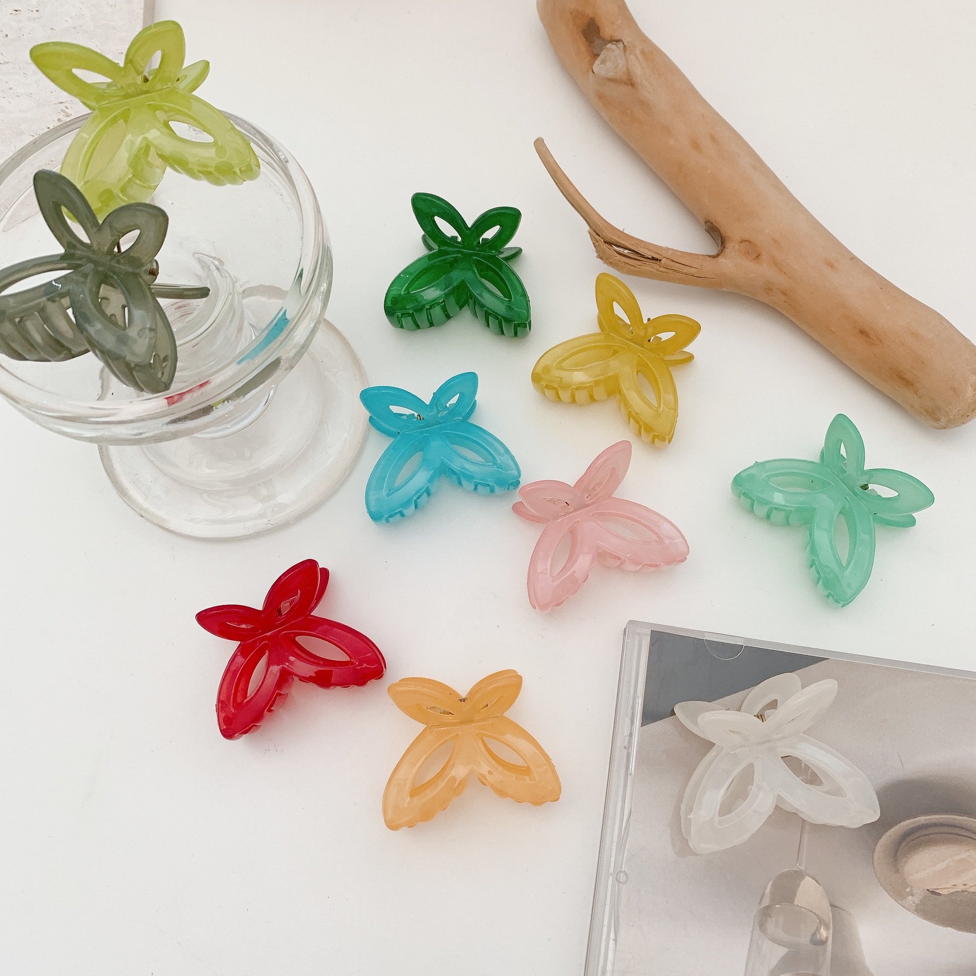 Femmes Papillon Élégant Sucré Plastique Griffes De Cheveux display picture 3