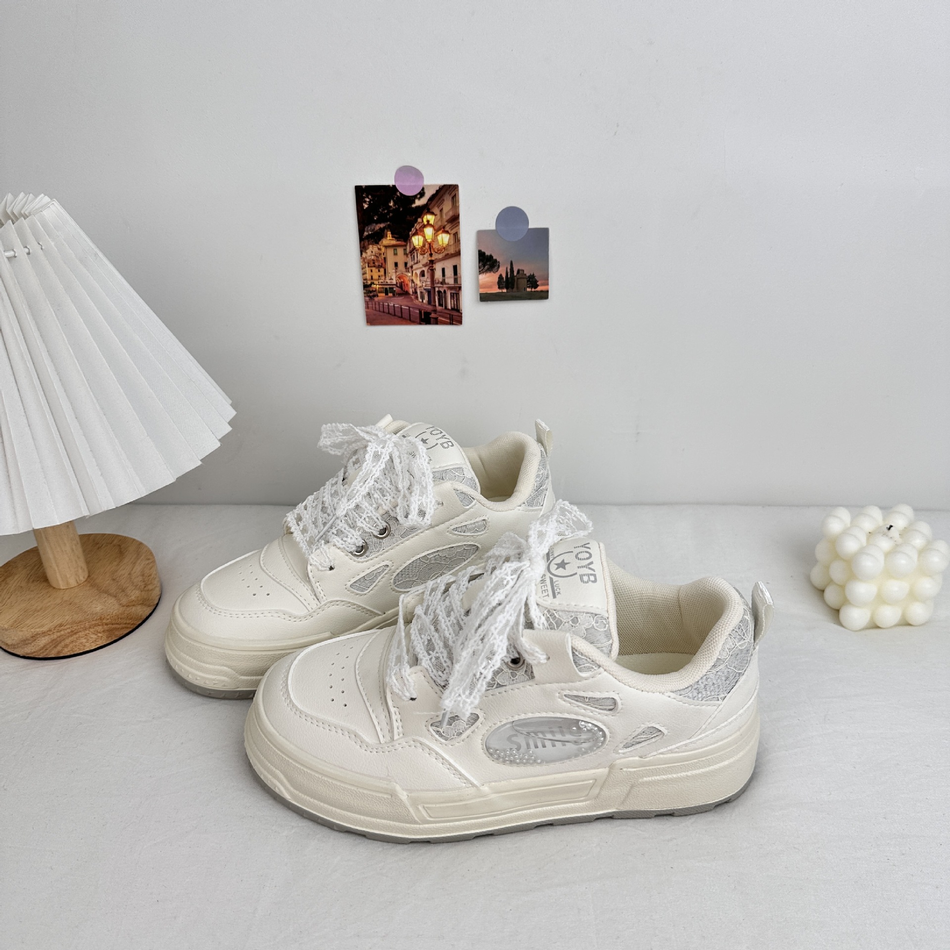 Zapatos blancos de suela gruesa de onda lejana para mujer 2025 primavera nuevos estudiantes casuales todo-fósforo zapatos de lona coreanos para mujer image 4