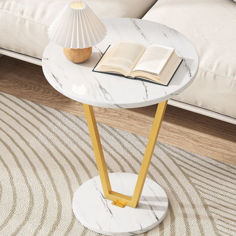 우아한 골드 프레임 + 화이트 질감의 데스크탑