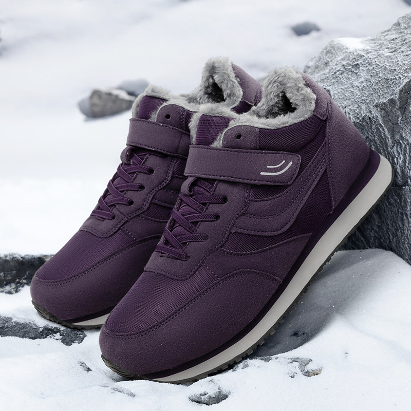 Zapatos anti-deslizantes sueltos para personas mayores zapatos de caminata de mujer con terciopelo calentador zapatos de madres de mediana edad zapatos de algodón de alta altura zapatos de nieve de mujer