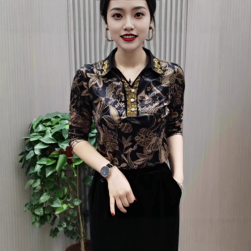 New women's clothing for middle-aged and elderly mothers, stylish and loose-fitting tops for spring, autumn, and summer, slimming base shirts, elegant women's blouses New women's clothing for middle-aged and elderly mothers, stylish and loose-fitting tops for spring, autumn, and summer, slimming base shirts, elegant women's blouses