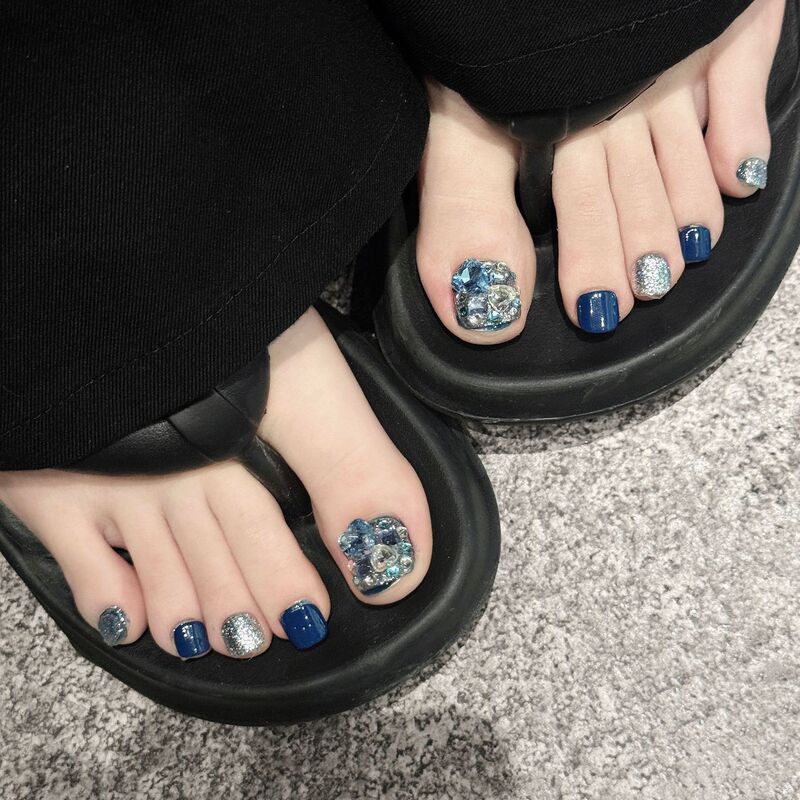 Ricaman【Deep Sea Starlight】Silver Sparkling Sapphire Blue Toe Nail Stickers for Summer Beach High-End Handmade Wearable Nails