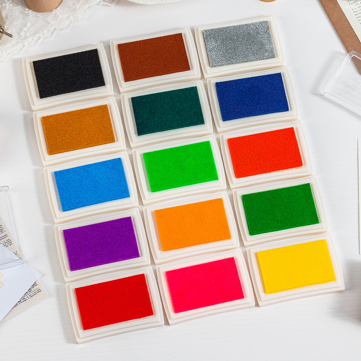 Gran cuadrado monocromo cóncava cintura 15 color inkpad sello al por mayor suministros de dibujos animados DIY pequeños accesorios 15 impresión en color aceite