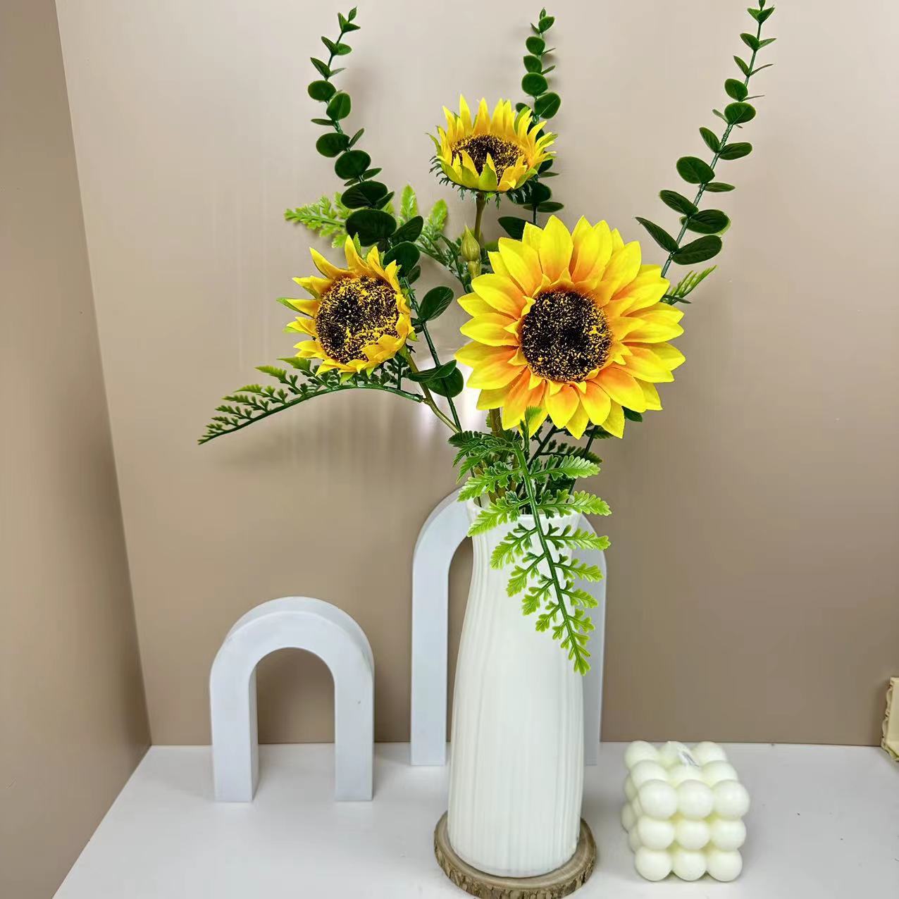 Sunflower Artificial Flower High-end Simulation Potted Chrysanthemum Fake Flower Home Living Room Decoration TV Cabinet Dining Table Decorations