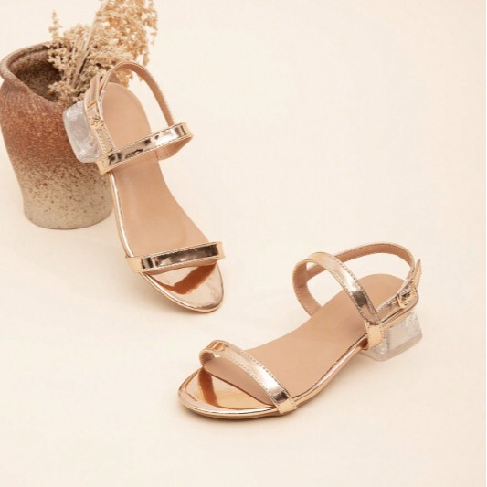 2025 Summer Simple, Fashionable and Comfortable New Style Girls' Patchwork One-Line Crystal Chunky Heel Fashion Sandals 2025 Summer Simple, Fashionable and Comfortable New Style Girls' Patchwork One-Line Crystal Chunky Heel Fashion Sandals