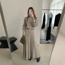 女式针织衫;毛衣;连衣裙