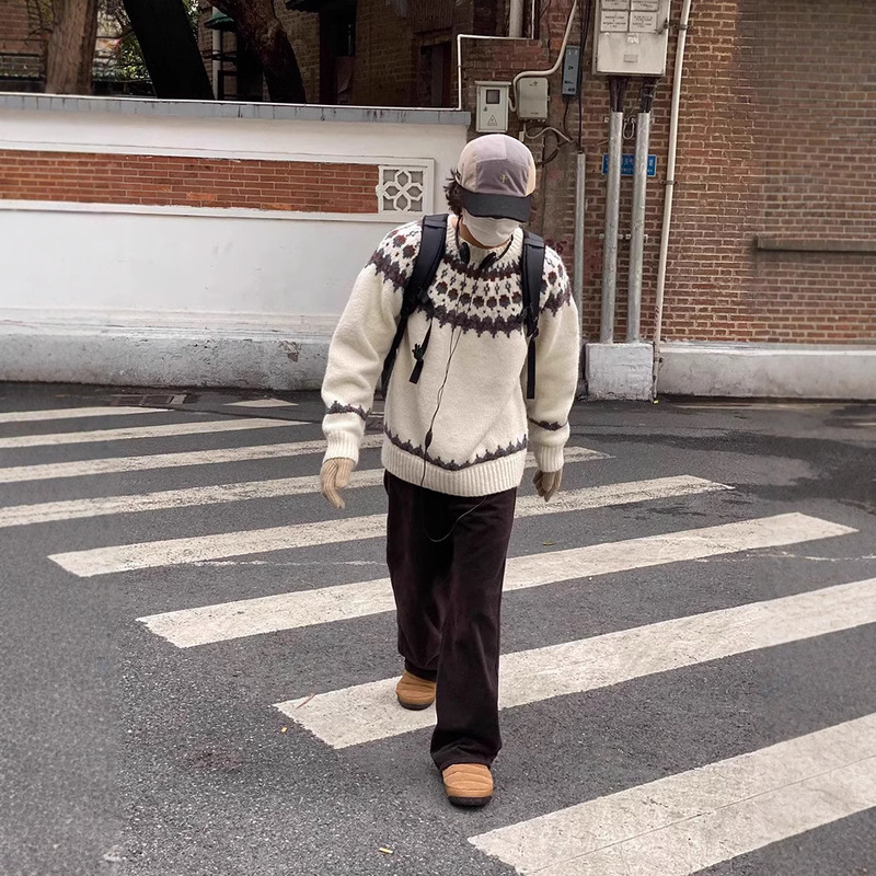 Spring and Autumn Round Neck Sweater Nordic Ethnic Style Design Sense Knitted Sweater Top Thick Needle Thick Pullover Sweater for Men