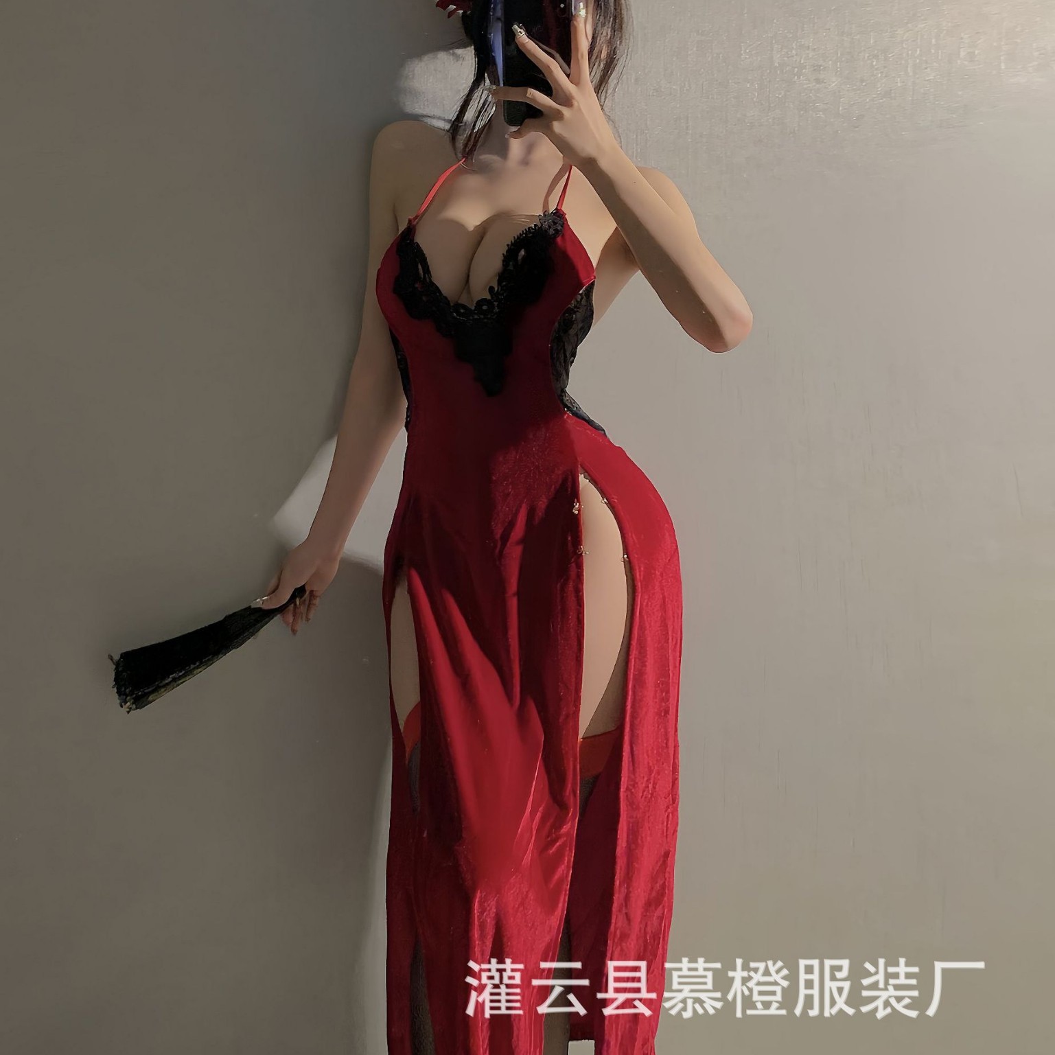 Mucheng Pure Desire Temptation Cinnabar Mole Deep V 벨벳 잠옷 섹시한 란제리 섹시한 Pure Desire 하이 슬릿 엉덩이 노출