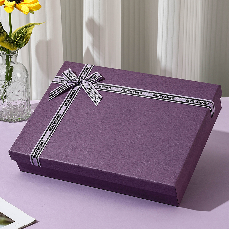 Caja de regalo vacía caja de regalo de Año Nuevo rojo estilo clásico grande ropa interior cálida bufandas caja de embalaje personalizada log