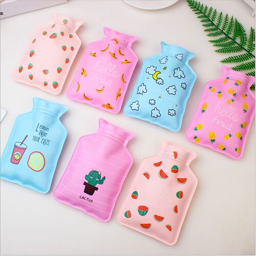 PVC cartoon mini water-filled hot water bottle student cute portable hand warmer winter hot water bottle wholesale