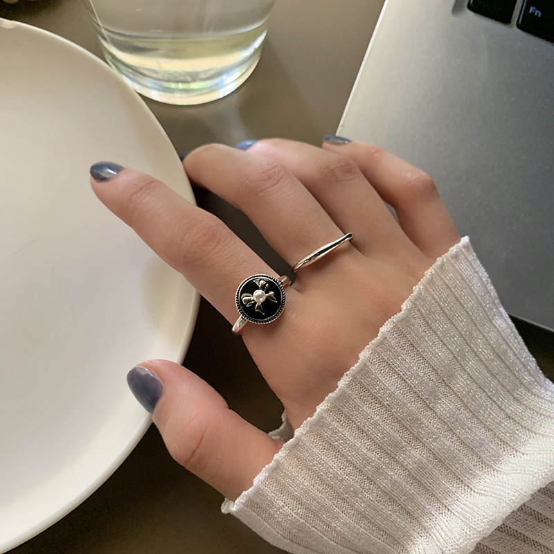 Retro brand fashionable small ring hip-hop style with bow