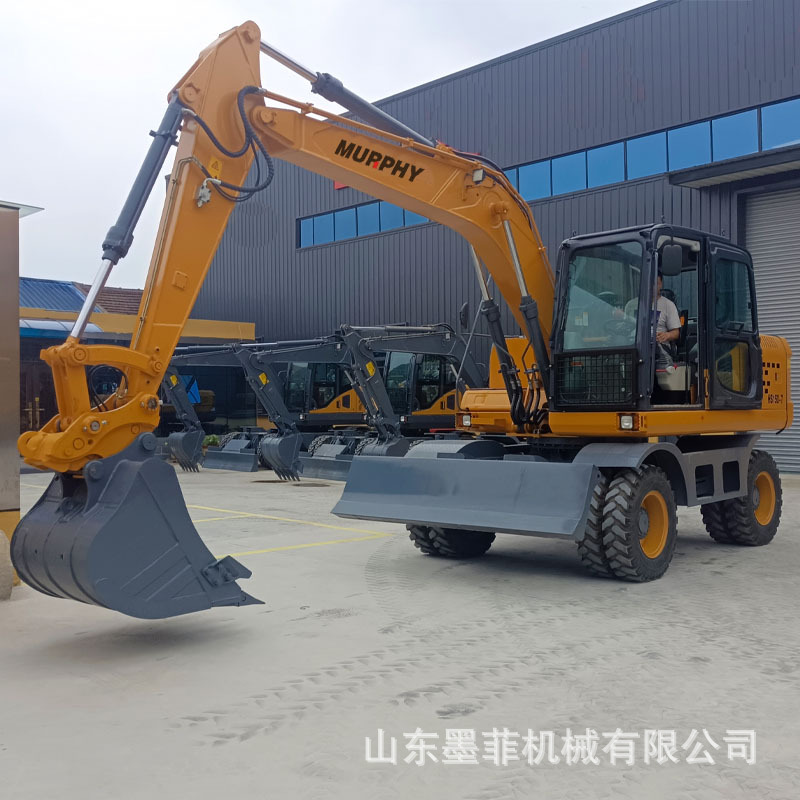 轮式挖掘机 抓木器夹木机360度旋转挖机 黑河供应