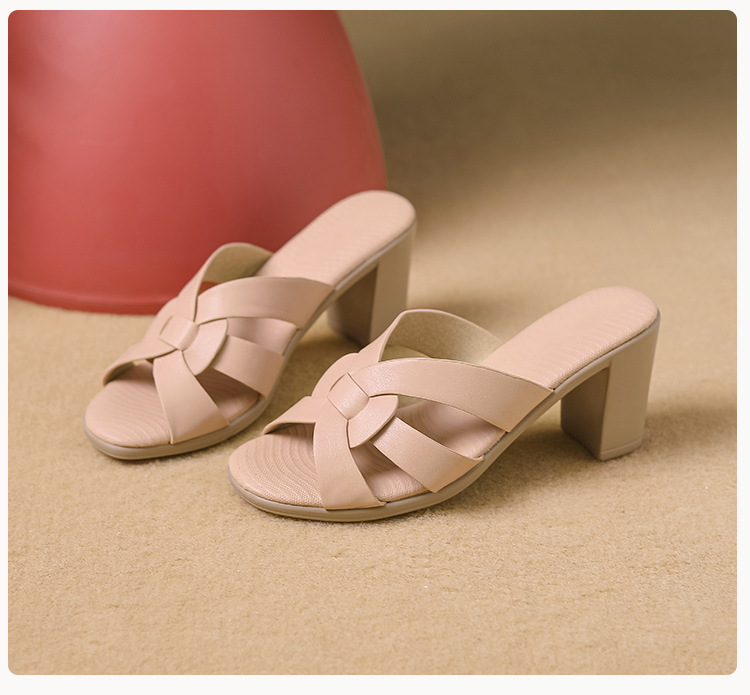 Women's Casual Solid Color Round Toe Peep Toe Sandals display picture 7