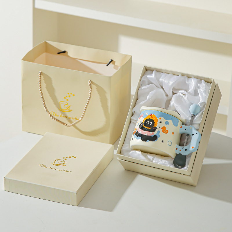 Con cubierta encantador conjunto de dibujos animados gato negro tazas de alto valor pareja tazas de cerámica tazas de agua marca regalo acompañante