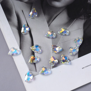 Swarovski imported 6261 heart-shaped pendant crystal jewelry hand beaded DIY loose bead accessories