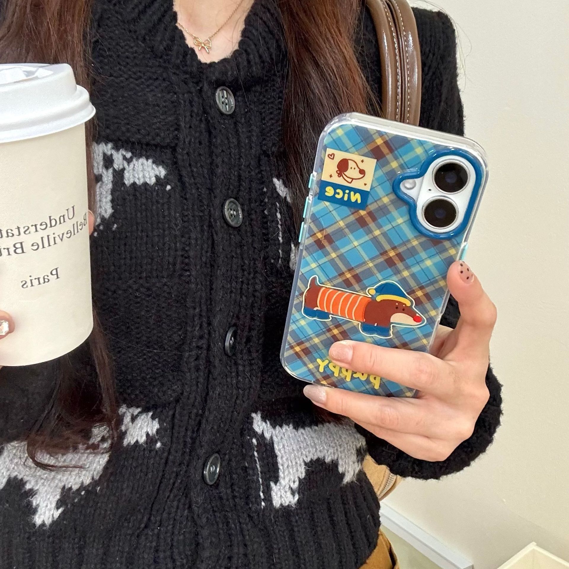 Lingge Dachshund Dog iphone16promax caja de teléfono con botón independiente para Apple 16 cordón de muñeca creativo