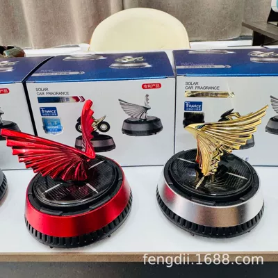 Solar Eagle Ornament Car: Car Perfume Aromatherapy