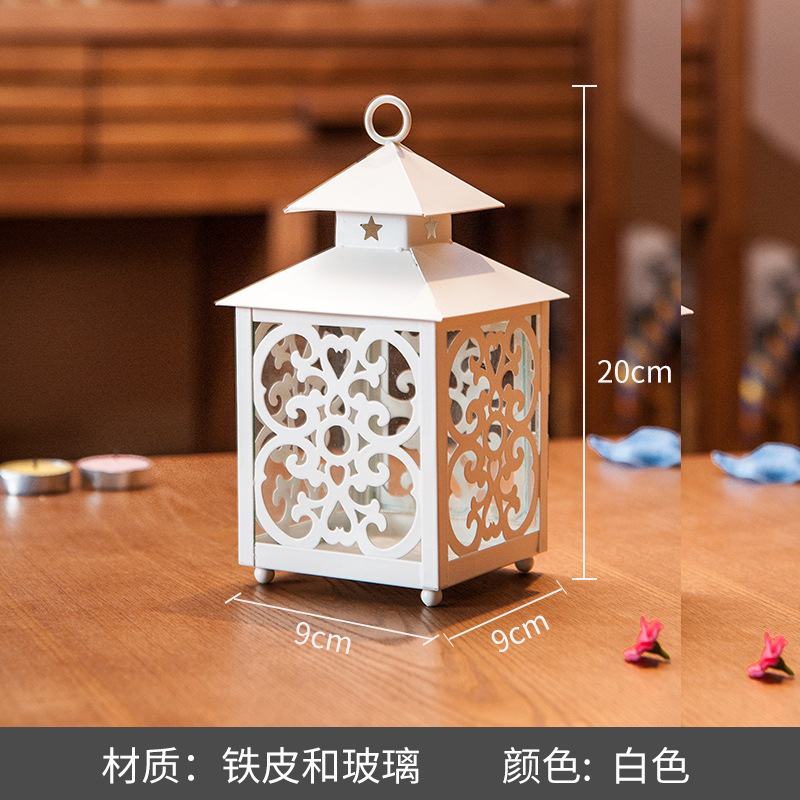 Blanco boda candelabro linterna boda carretera plomo accesorios atmósfera lámpara Marruecos viento lámpara decoración a prueba de viento vela pantalla