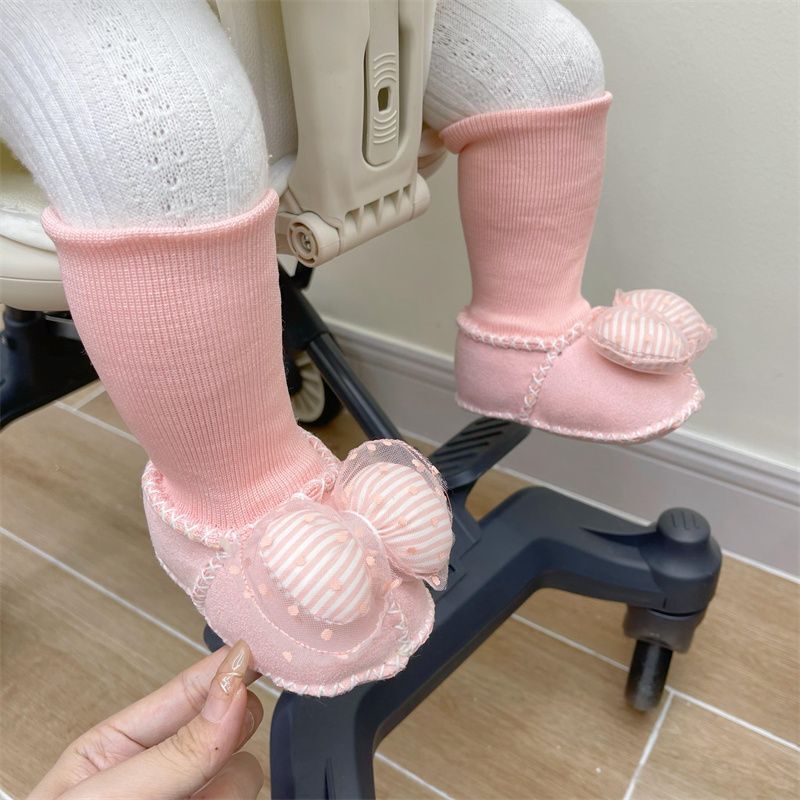Thickened Baby Anti-Falling Socks and Shoes, Warm and Non-Shedding Furry Shoes, Winter Soft-Soled Newborn Baby Cotton Shoes 0-6 Months
