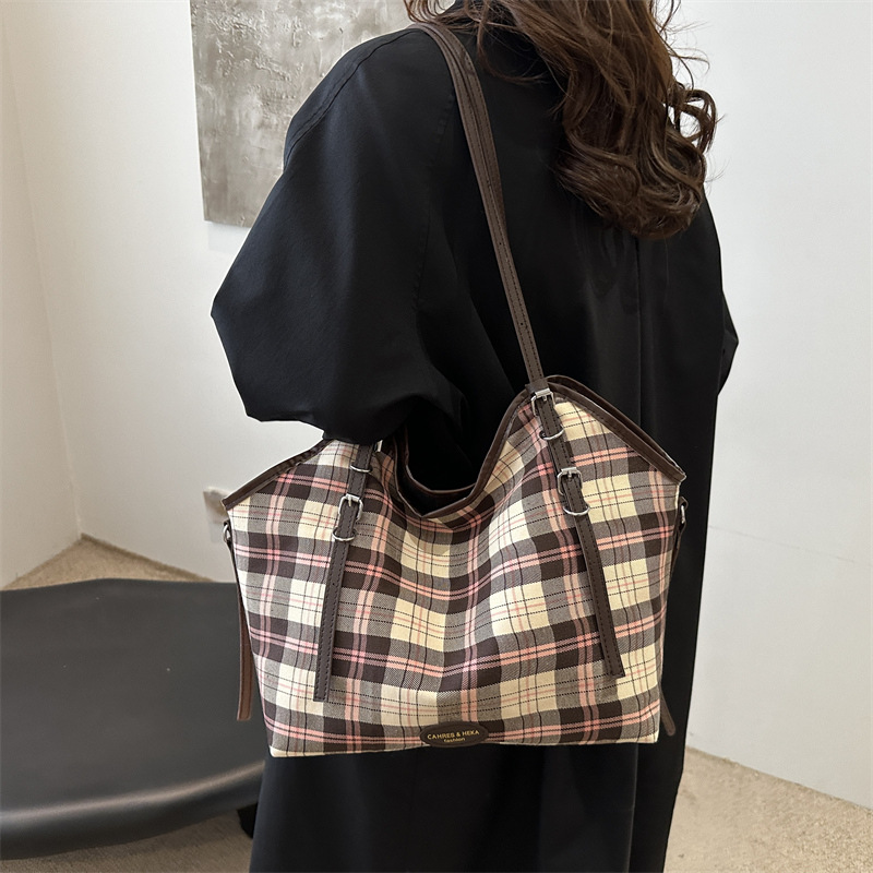 Bolso Tote a cuadros de color en contraste de gran capacidad para mujer 2024 nuevo bolso de hombro de lona casual de moda de viaje de trabajo de otoño