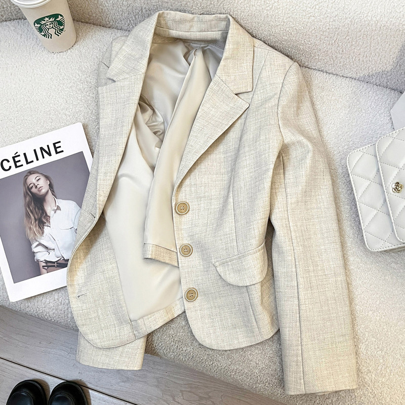 2026 Spring New Beige Casual Blazer for Women, Petite Elegant Top, High-End Commuter Short Suit