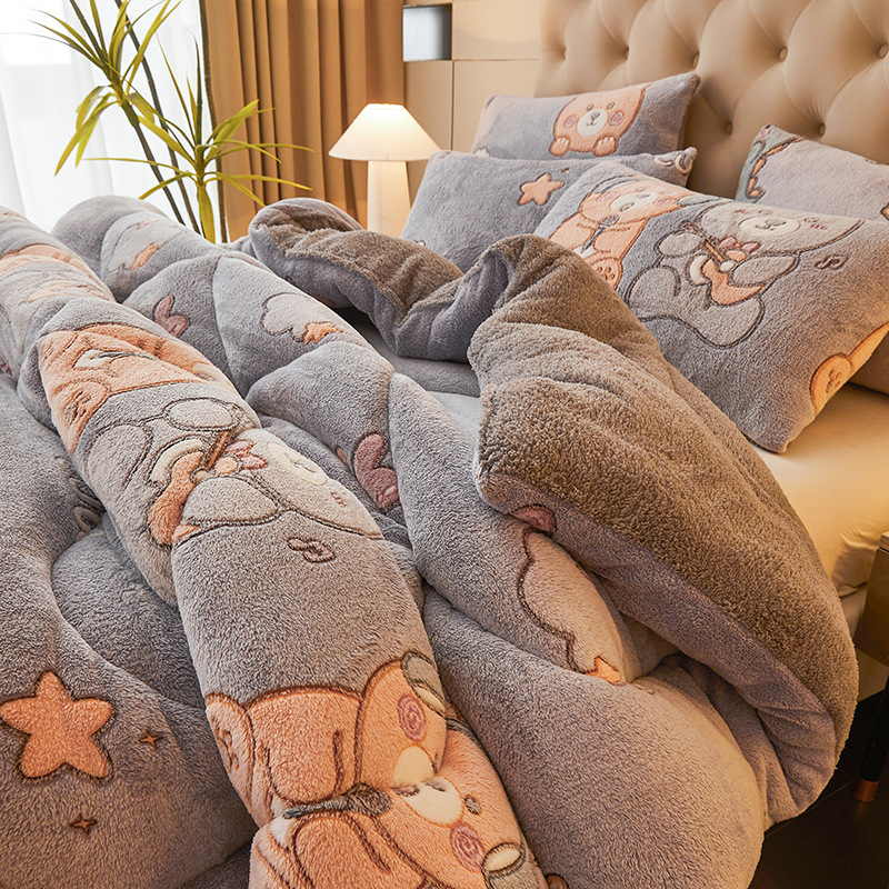 雪のベルベットの保温布団は芯の冬の羊のベルベットの学生寮に厚い綿を入れて牛乳のベルベットの厚い布団に覆われている