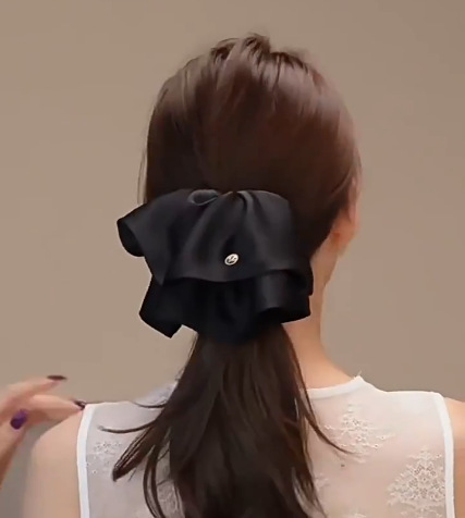 フレンチポルカドットレトロコントラストリボンリボンパールペンダント後頭部シャーククリップヘアピン女性用|undefined