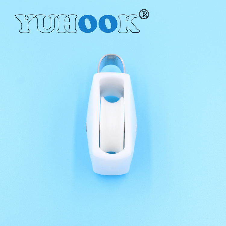 POM滑轮0004