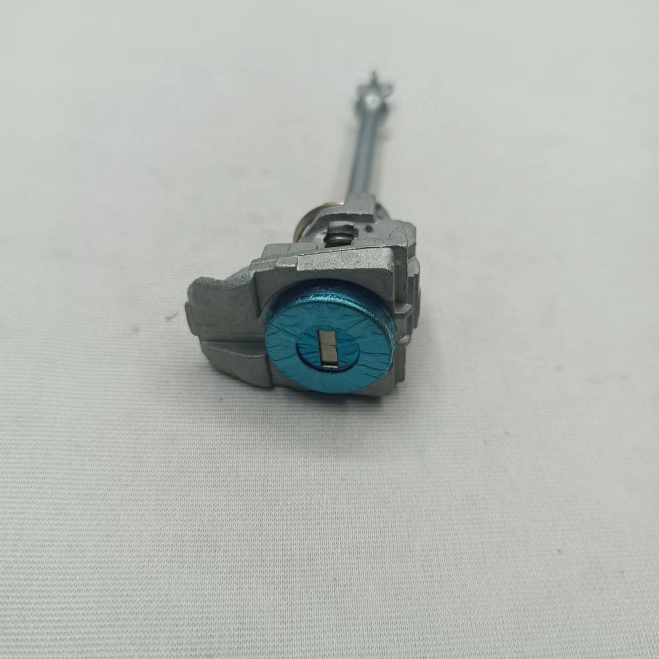 Adecuado para 13 Subaru puerta cerradura cilindro exterior Subaru cilindro de bloqueo