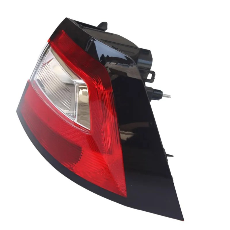 For Skoda Superb 2018 2019 Car Rear Tail Light Brake Light Reversing Fog Lamp Taillight Shell