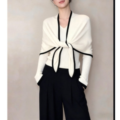 设计感真两件三角披肩针织衫两件套上衣女早秋新款季气质显瘦套装