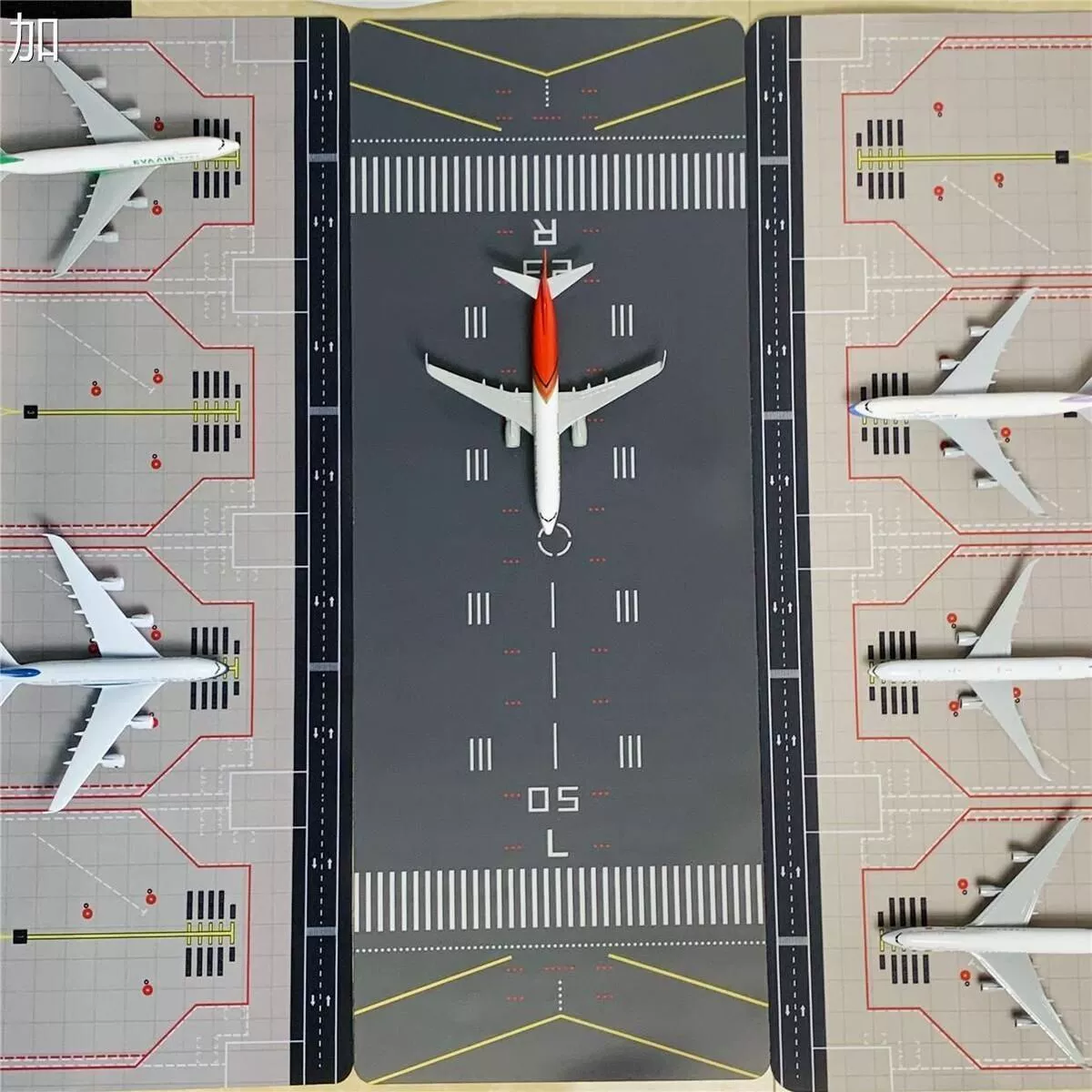 Самолёт, авиалайнер, Boeing, масштаб 1:400, 20 см
