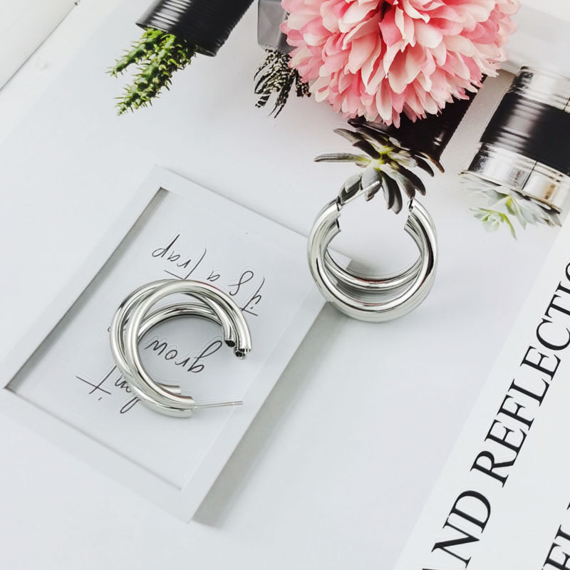 1 Pair Quantity 1 Pair Simple Style C Shape Metal Ear Studs