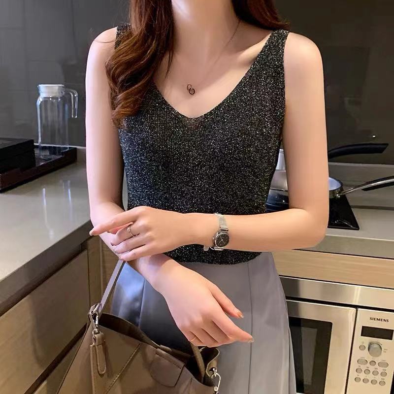 V-Neck Thin Solid Color Sequin Knit Top for Women, Suitable for Spring and Summer Outerwear or as an Inner Layer
