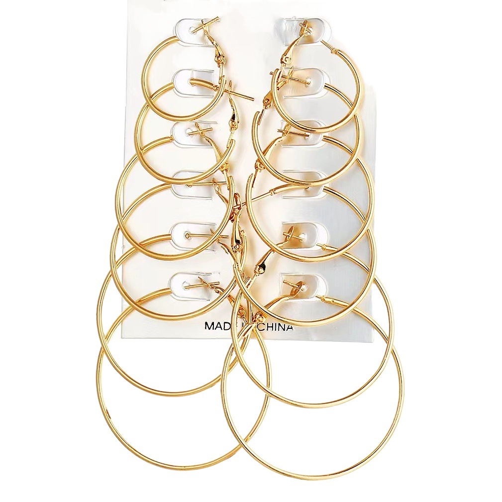 European and American Versatile Earrings for Women, Slimming Effect, Popular Needle-Clasp Earrings, Smooth C-Shaped Hoops in Different Sizes, Simple and Stylish Set