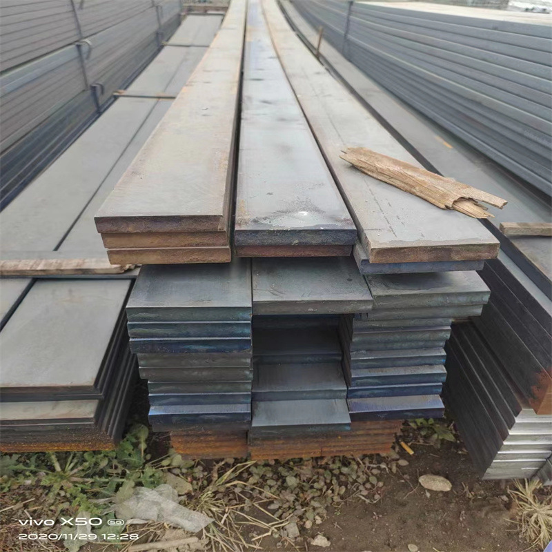 Q235热轧扁钢30*10-45*15-50*20纵剪扁钢零切零售Q235冷拉扁钢