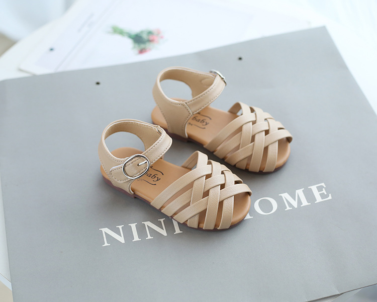 Baotou Sandals with Soft Sole Korean Hollow Small Leather Summer New Girl's Roman 2022 Children's Shoes_voghion.com