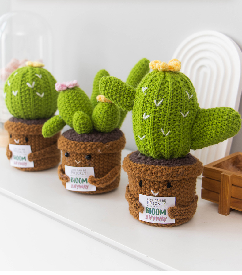 Cross-border hand-woven woolen plant dolls, positive energy card dolls, potted plant desktop ornaments, simulated potted plants pic 3