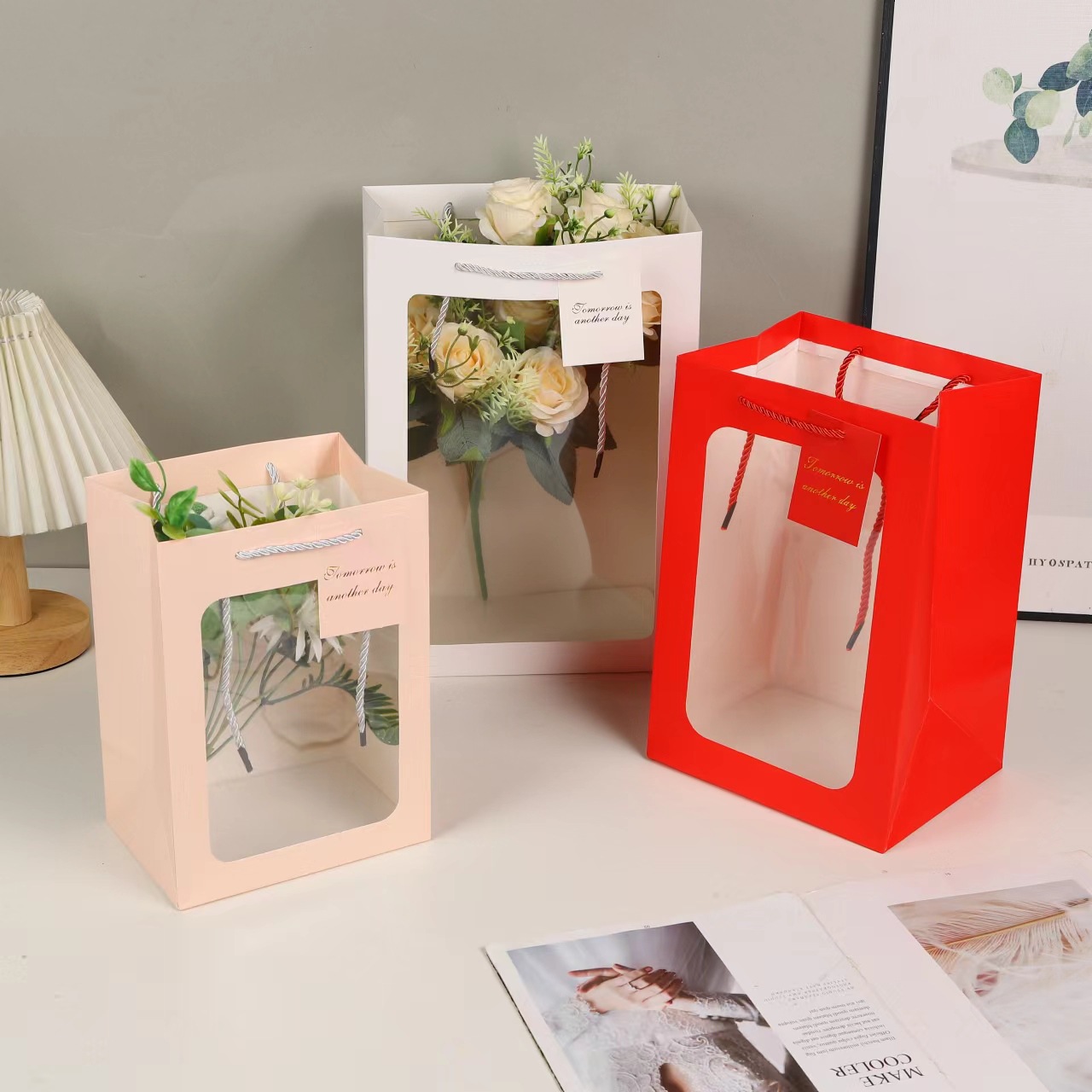 开窗袋现货透明橱窗手提袋创意礼品开窗纸袋鲜花花束包装袋手提