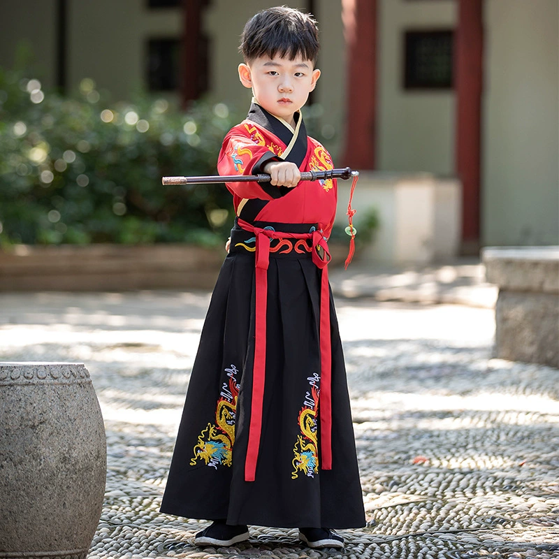 Древний костюм ханьфу для мальчиков Костюм для выступления мальчиков Супер сказка в китайском стиле Детский костюм Тан Осенне-зимний костюм Мастера боевых искусств