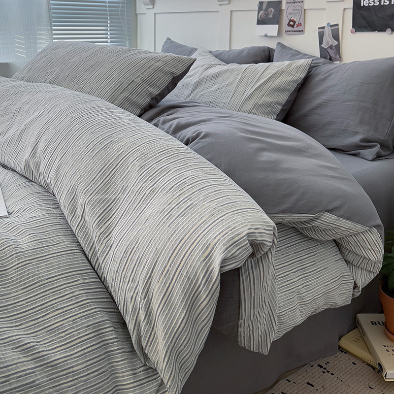 Minimalist Striped Cotton Four-piece Bedding Set With Fitted Sheet_voghion.com
