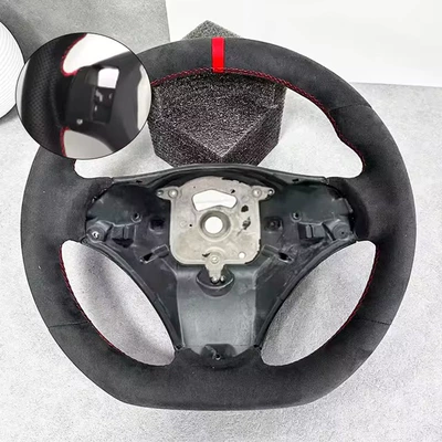 Steering wheel E91 E92 E93 E87 - the-red-one-has-holes